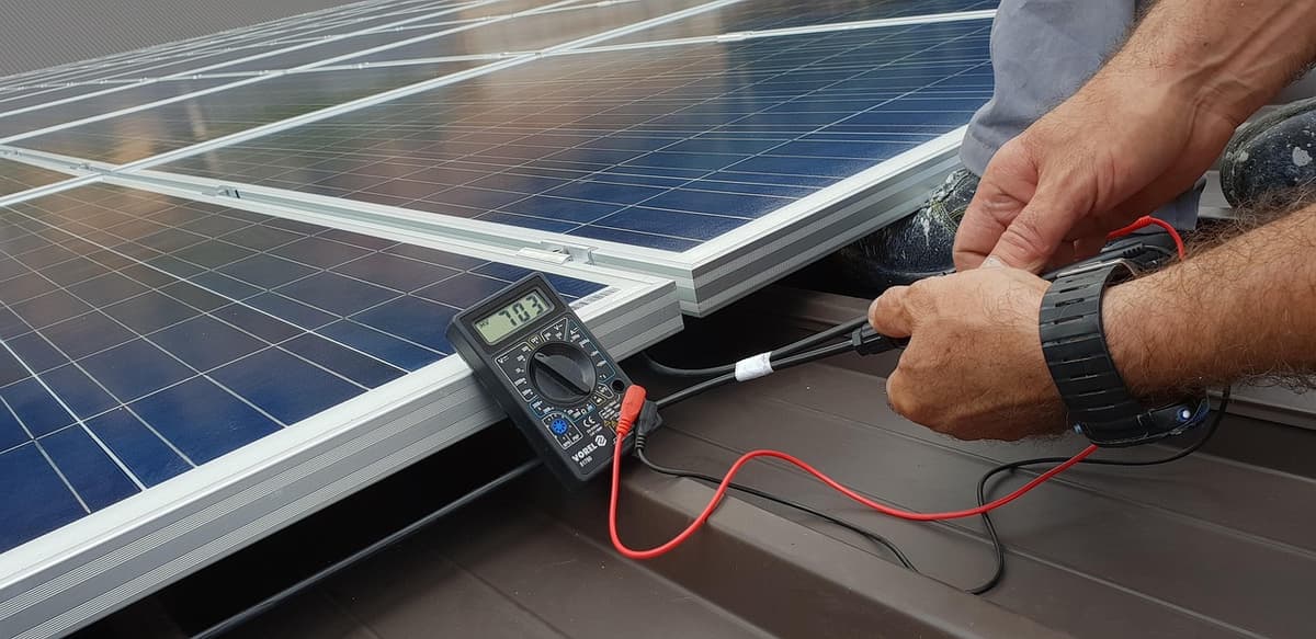 Multimeter ved elektrisk arbeid