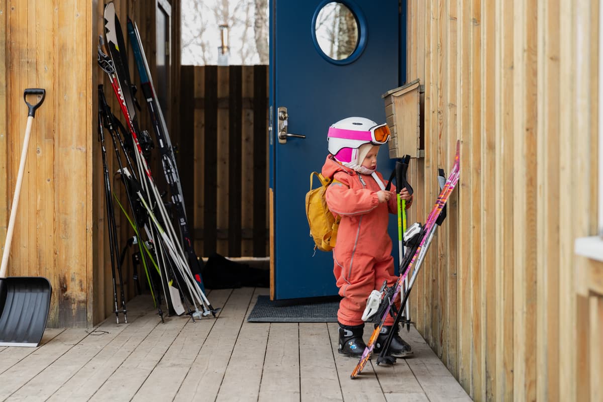 hvordan velge lengde på slalomski: lite barn på ski