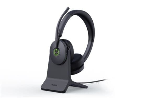 Yealink WH68 Hybrid med ladestasjon Hodesett
