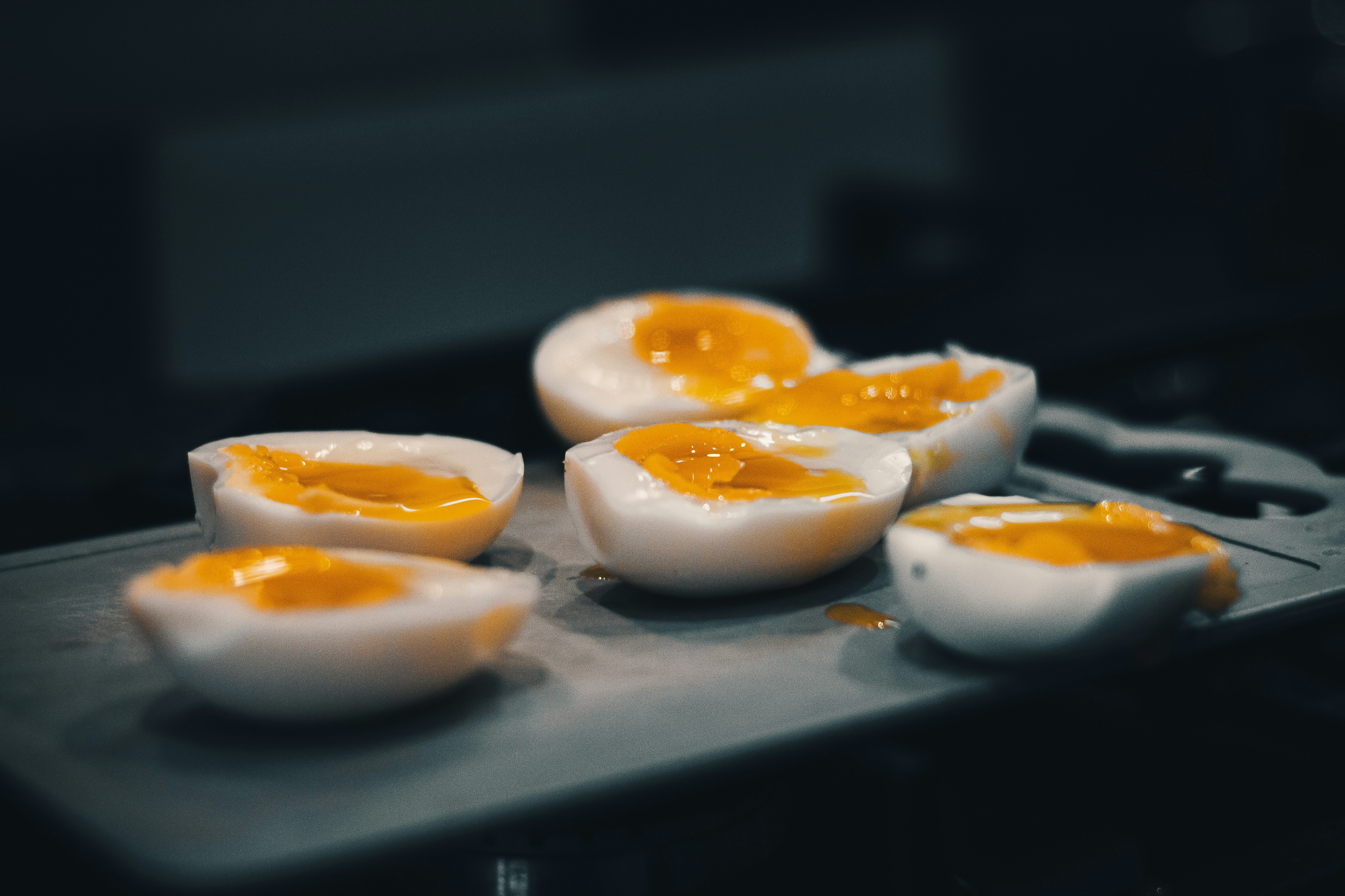 hvordan bruke eggkoker: hardkokte egg med rennende eggeplommer