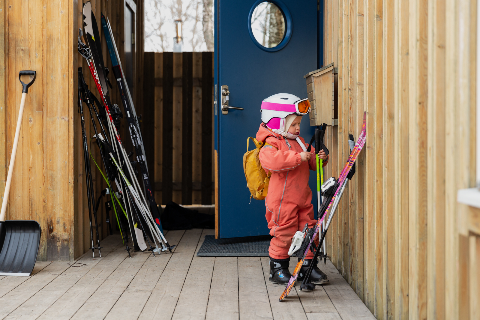 hvordan velge lengde på slalomski: lite barn på ski