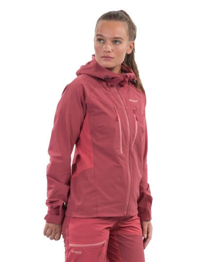 Bergans Cecilie Montain Softshell Jacket W Dark Creamy Rouge/Creamy Rouge (Storlek M)