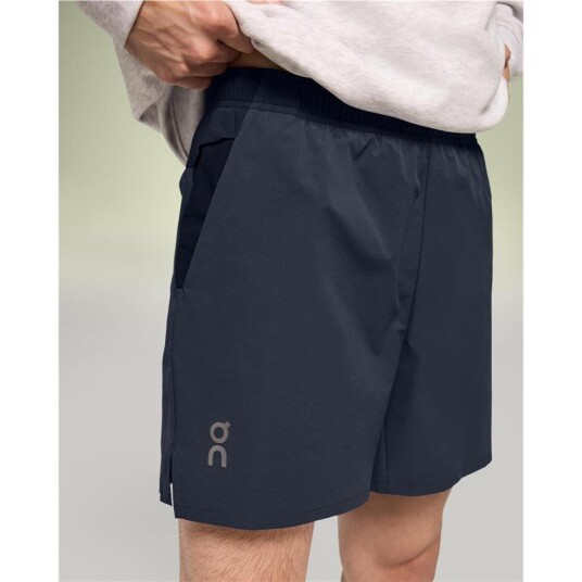 On Essential Shorts Men Navy M