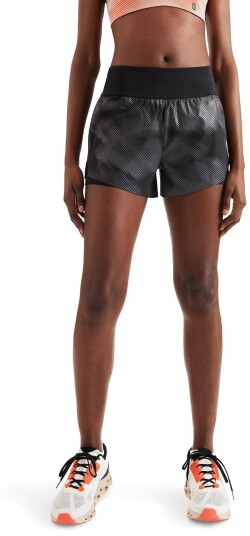 On Running Shorts Lumos Dame Black S