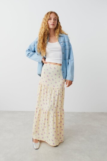 Gina Tricot - Flower maxi skirt - maxiskjørt - Yellow - L - Female  Female Yellow