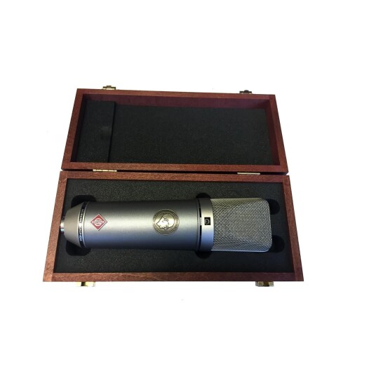 Neumann Tlm 67 Large Diaphragm Microphone With 3 Switchable