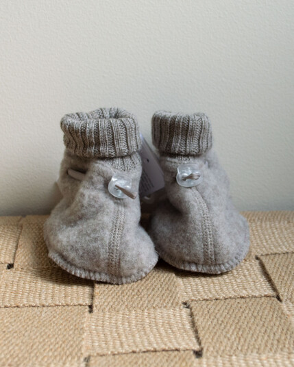 Joha   Ulltøfler Baby - Ullfleece - 100% Merino - Sesam Mel