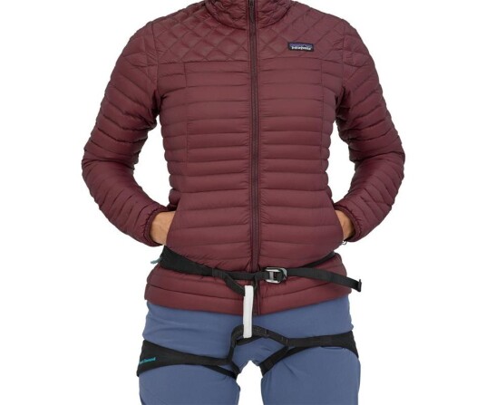 Patagonia Ultralight Down Jacket Women Dark Ruby XS