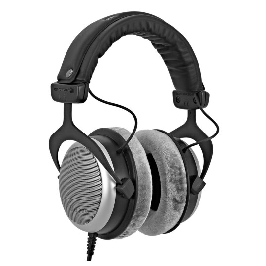 beyerdynamic DT 880 Pro Headphones 250 Ohms