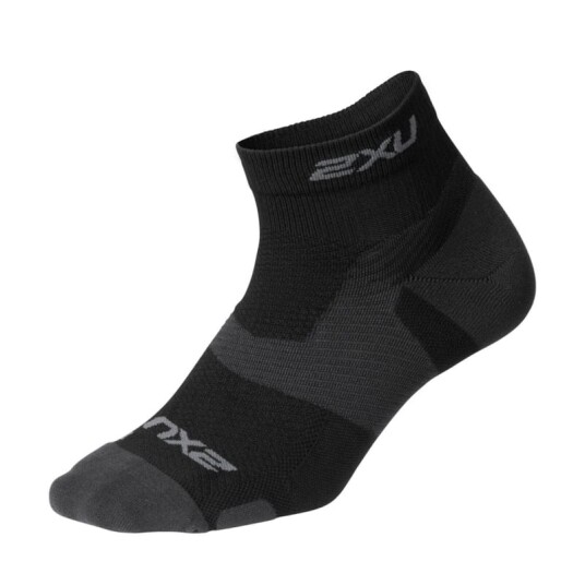 2XU Vectr Light Cush 1/4 Crew Sock M, Black/Titanium