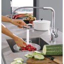 Grohe Essence blandebatteri med L-kran og uttrekkbar hånddusj (chrome)